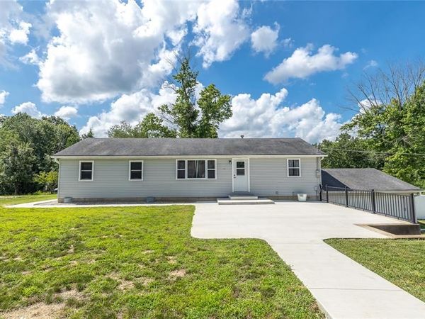 388 Walls Ford Road , St Clair, MO 63077