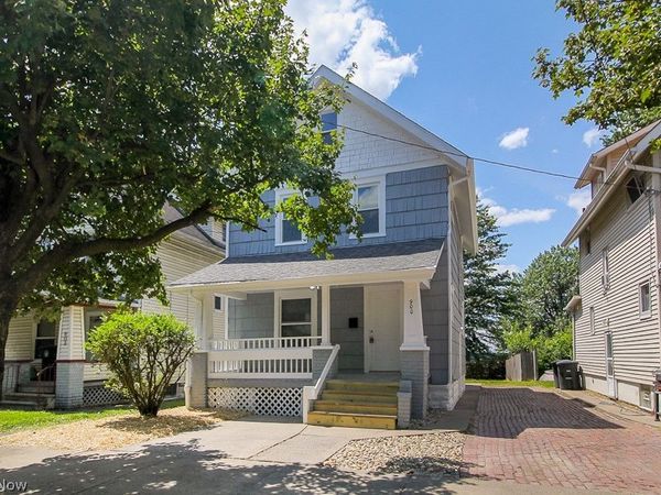 900 Beardsley Street , Akron, OH 44311
