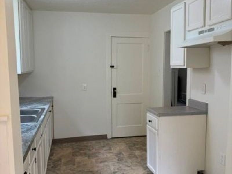 900 Beardsley Street, Akron, OH 44311 Photo 7