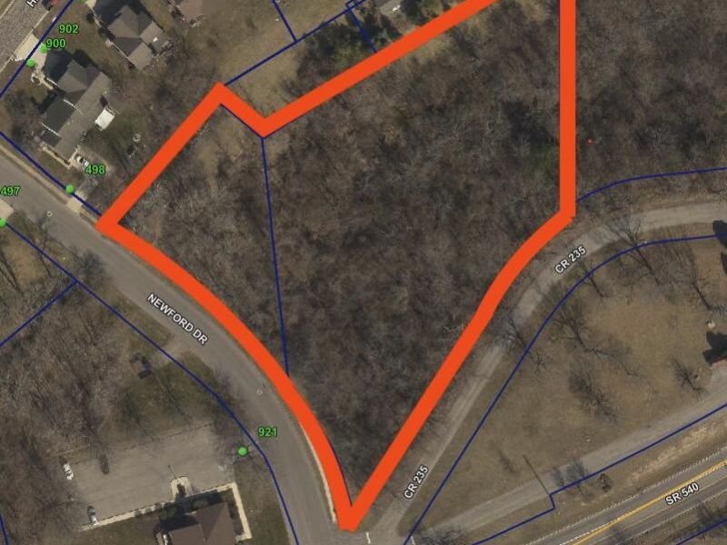 450 Newford Drive, Bellefontaine, OH 43311 Photo 3