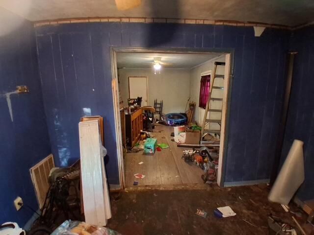27 N Barfield Street Photo 20