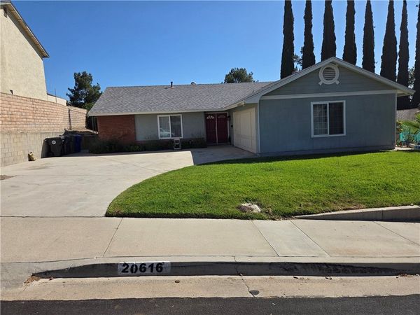 20616 Steve Jon Street , Saugus, CA 91350