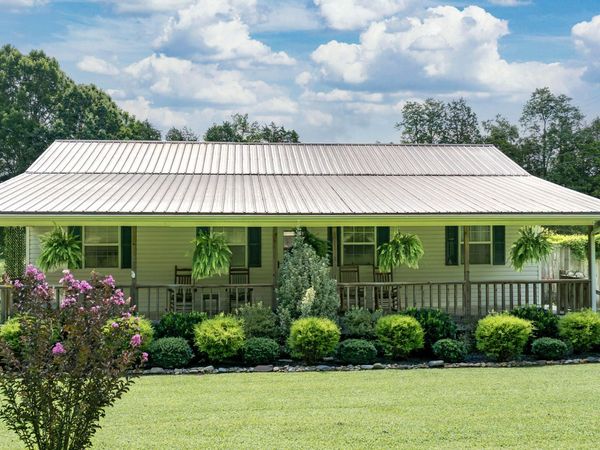8664 Old Dixie Hwy, Spring City, TN 37381
