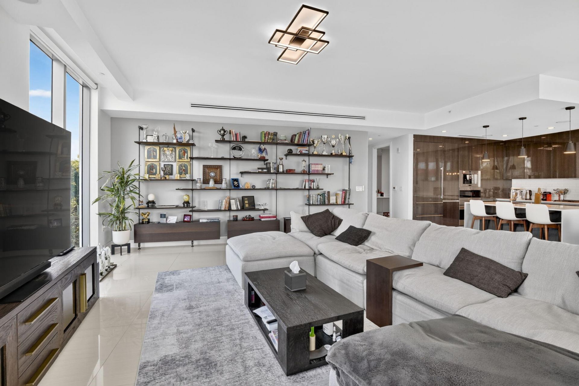 3250 NE 188th Street, Unit 201, Aventura, FL 33180 Photo