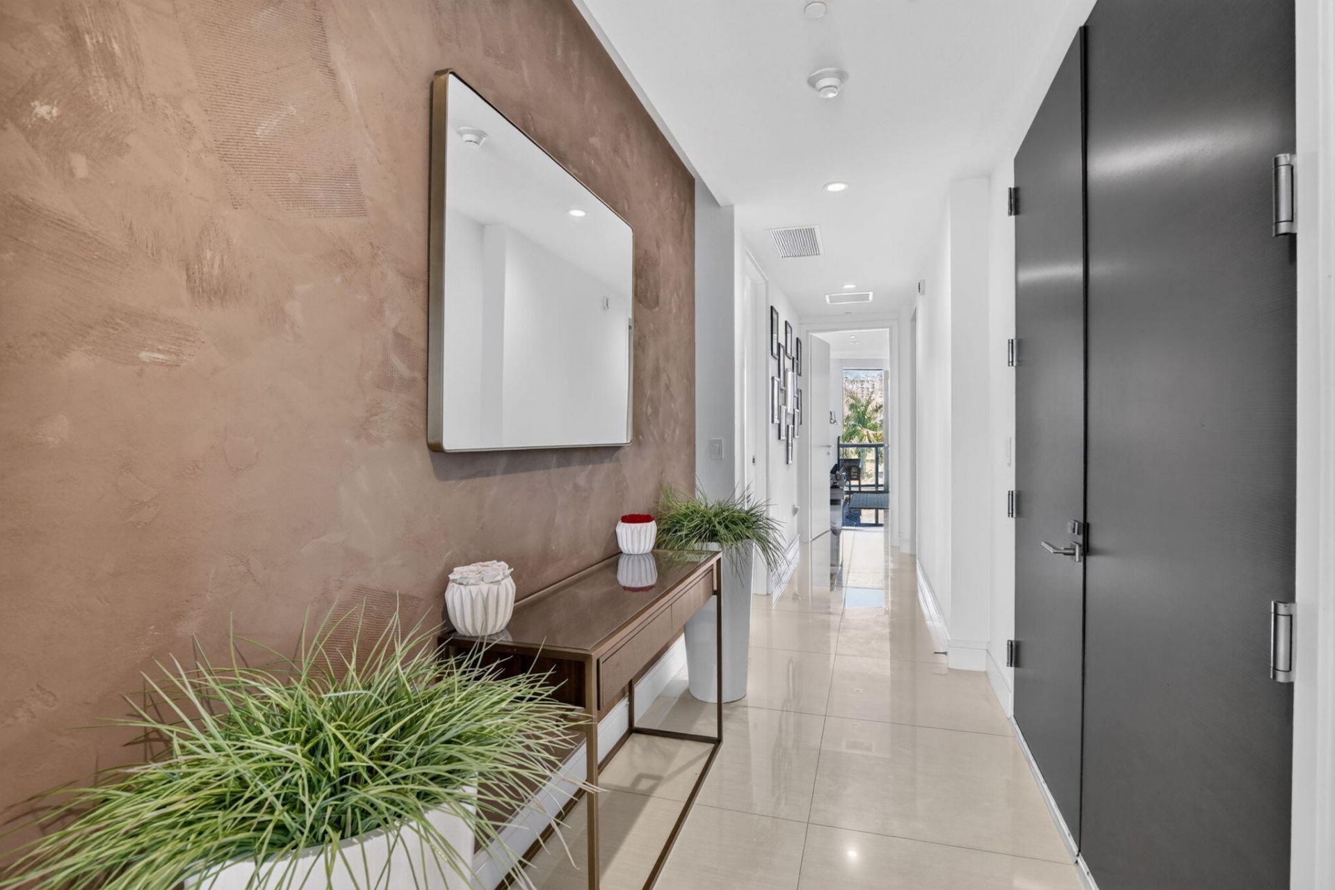 3250 NE 188th Street, Unit 201, Aventura, FL 33180 Photo