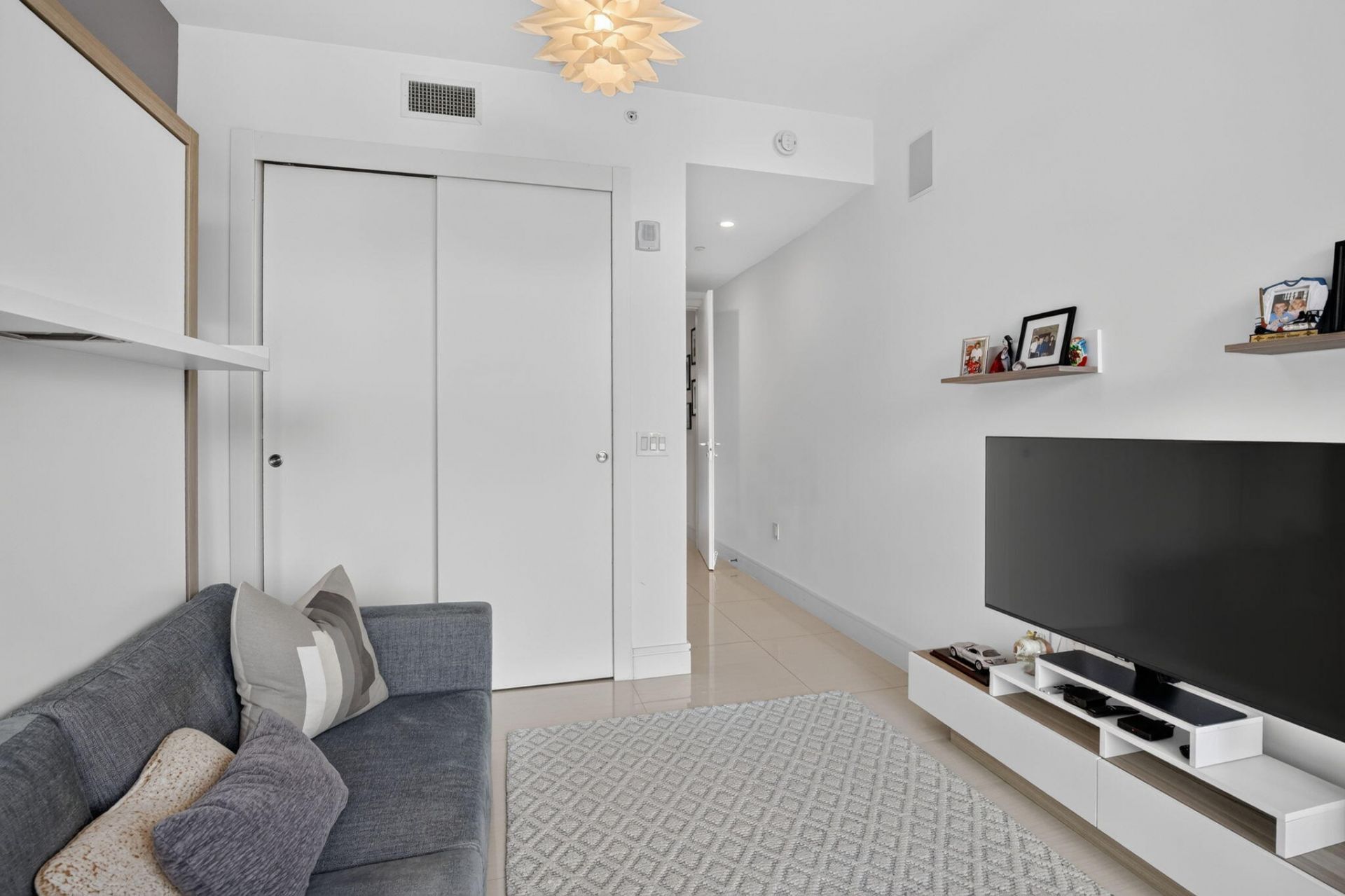 3250 NE 188th Street, Unit 201, Aventura, FL 33180 Photo