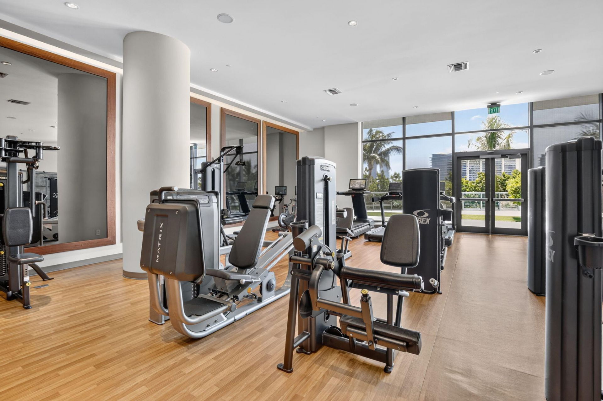 3250 NE 188th Street, Unit 201, Aventura, FL 33180 Photo
