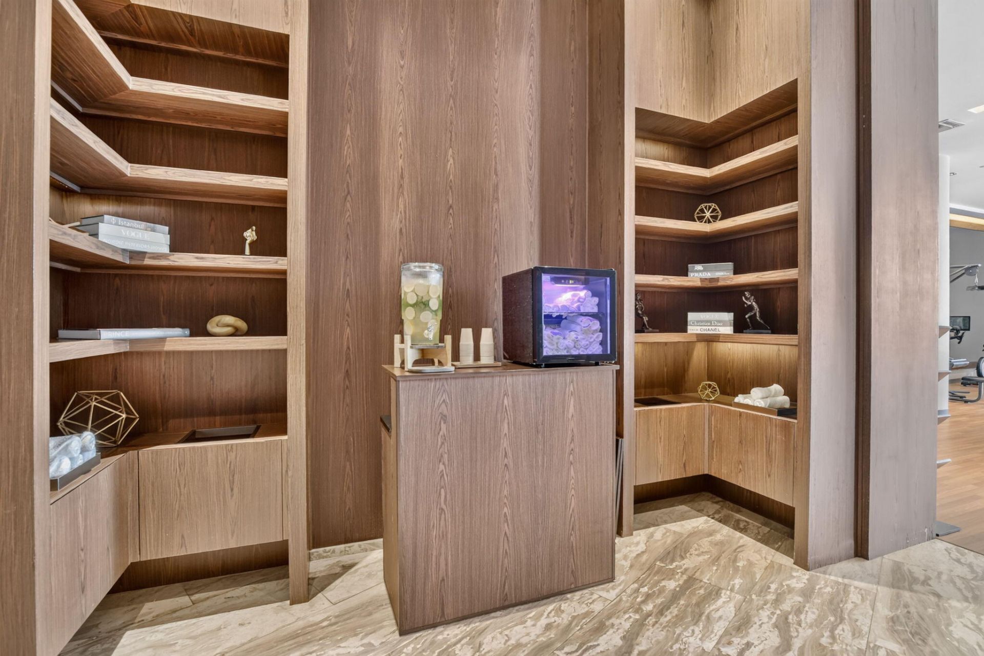 3250 NE 188th Street, Unit 201, Aventura, FL 33180 Photo