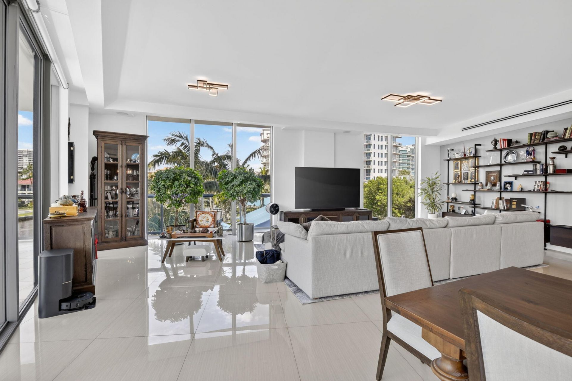 3250 NE 188th Street, Unit 201, Aventura, FL 33180 Photo