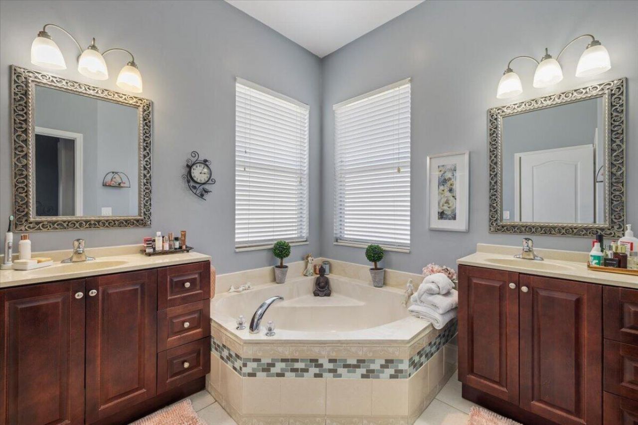 5910 Nicole Lane, Fort Pierce, FL 34951 Photo