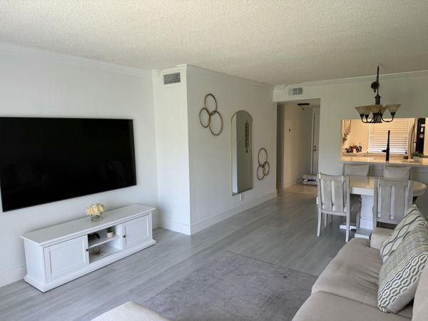 10001 WINDING LAKE Road, Unit 106, Sunrise, FL 33351