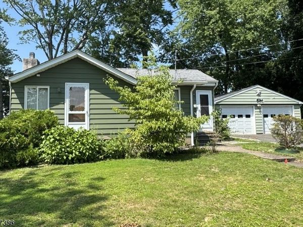 48 Beechwood Ave, Parsippany-Troy Hills, NJ 07034