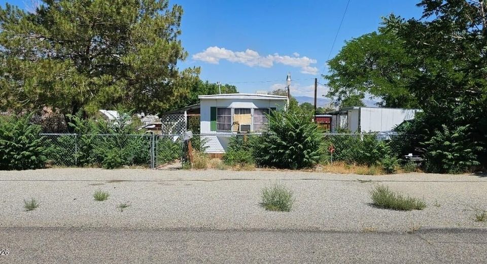 421 1st Avenue, Yerington, NV 89447 Photo