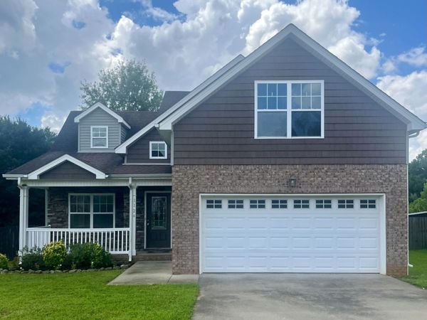 1124 Ishee Dr , Clarksville, TN 37042