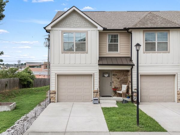 249 Signature Pl, Lebanon, TN 37087