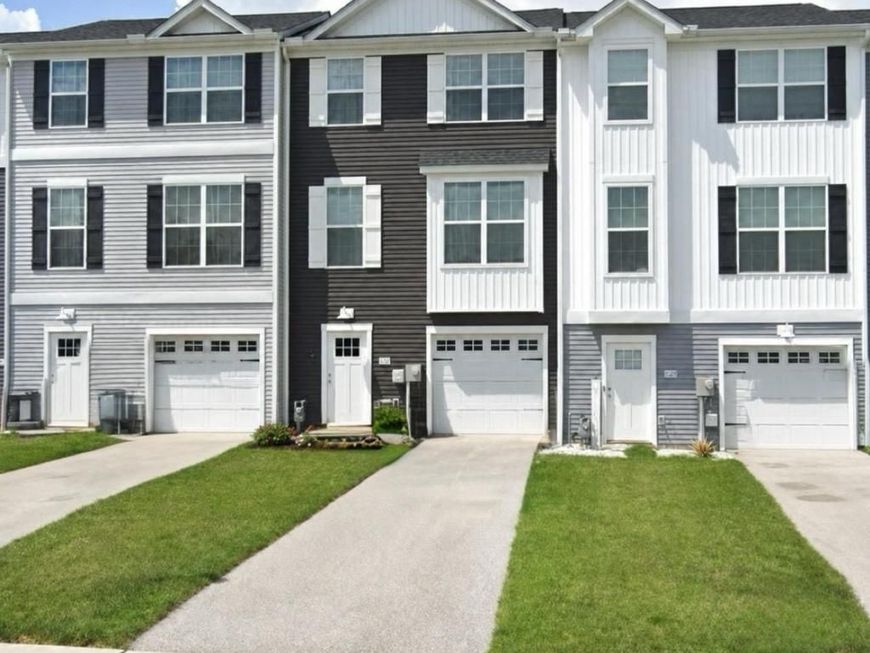 522 Charles Avenue , Hanover, PA 17331 Main Photo