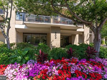 203 YOAKUM PARKWAY , Unit 1116, ALEXANDRIA, VA 22304