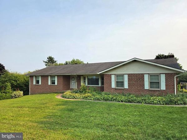 3765 COMPTON LANE , YORK, PA 17402