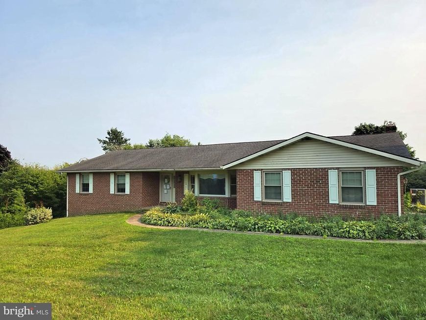 3765 Compton Lane , York, PA 17402 Main Photo