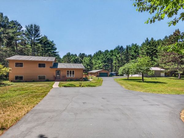 1801 Rangeline Road, Eagle River, WI 54521