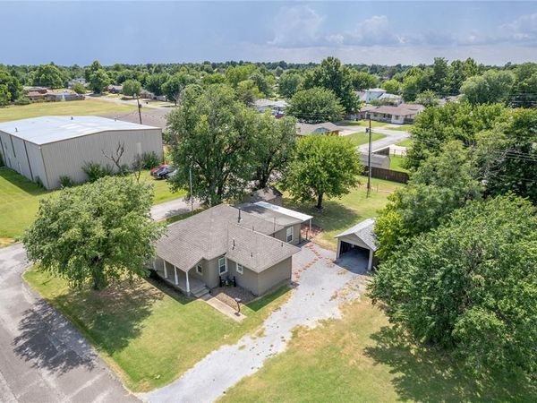 1620 S Evans Avenue, El Reno, OK 73036