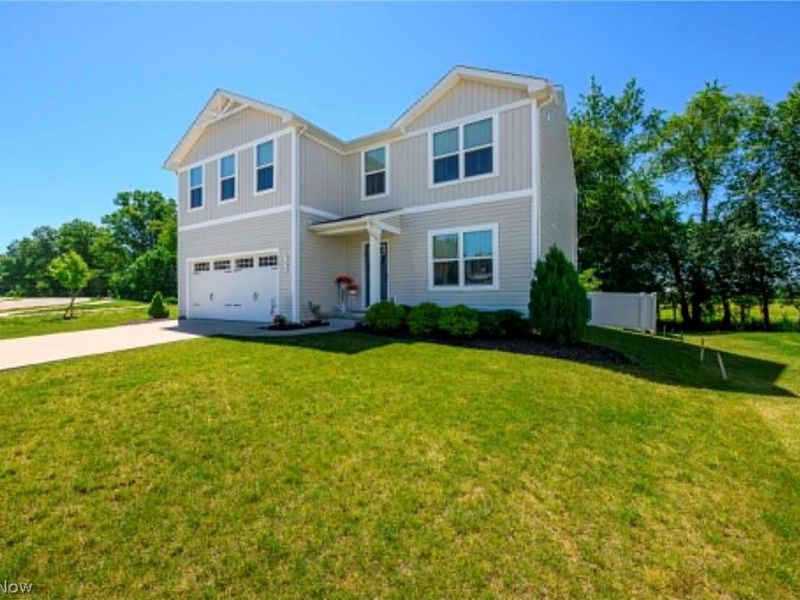 1422 Wood Fern Drive, Akron, OH 44312 Photo 2
