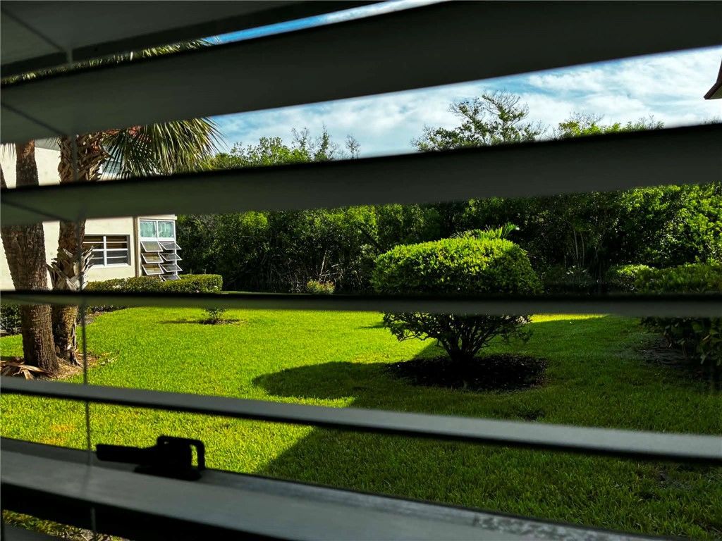 52 Woodland Drive, Unit 103, Vero Beach, FL 32962 Photo