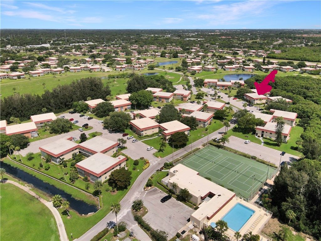 52 Woodland Drive, Unit 103, Vero Beach, FL 32962 Photo