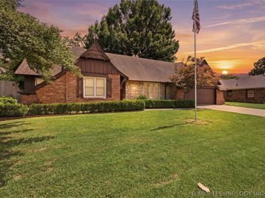 1754 E 59th Place, Tulsa, OK 74105