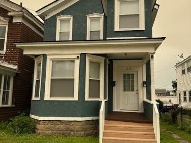 217 n James Street , Rome, NY 13440
