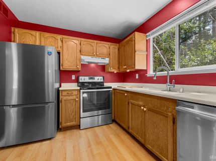 917 Rainbow Drive, South Lake Tahoe, CA 96150 Photo