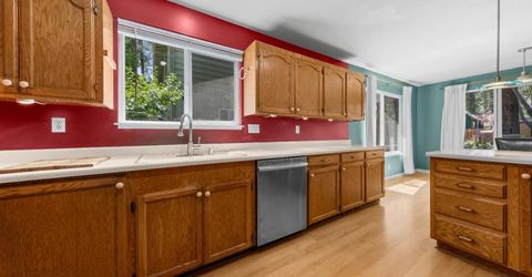 917 Rainbow Drive, South Lake Tahoe, CA 96150 Photo