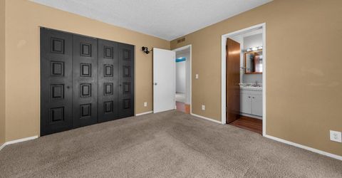 917 Rainbow Drive, South Lake Tahoe, CA 96150 Photo
