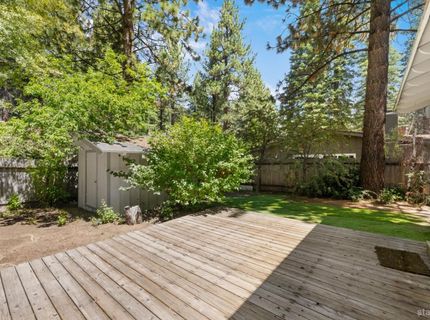917 Rainbow Drive, South Lake Tahoe, CA 96150 Photo