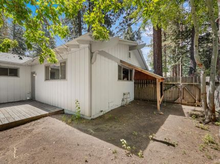917 Rainbow Drive, South Lake Tahoe, CA 96150 Photo