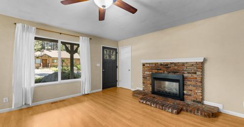 917 Rainbow Drive, South Lake Tahoe, CA 96150 Photo