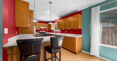 917 Rainbow Drive, South Lake Tahoe, CA 96150 Photo