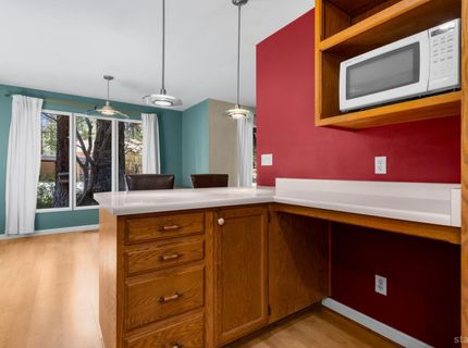 917 Rainbow Drive, South Lake Tahoe, CA 96150 Photo