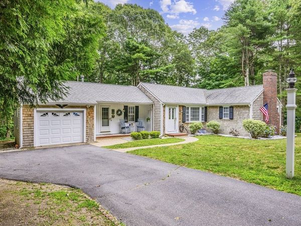 5 Hinckley Circle, Barnstable, MA 02655
