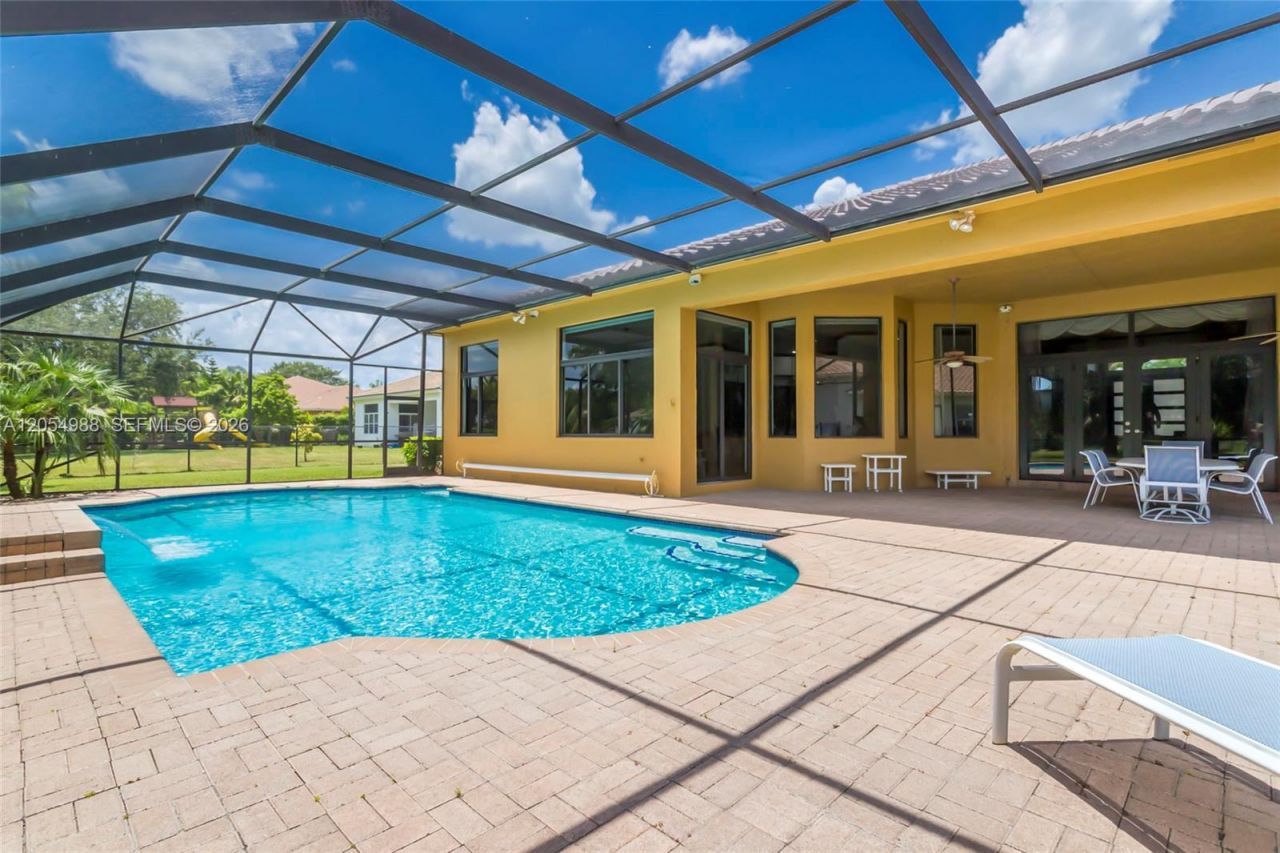 13860 SW 40th St, Davie, FL 33330 Photo