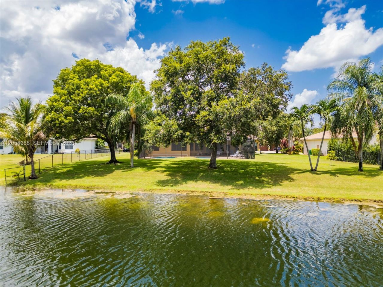 13860 SW 40th St, Davie, FL 33330 Photo