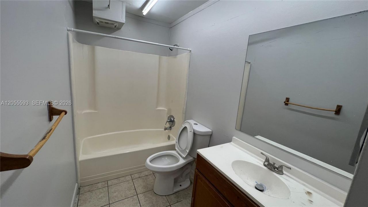2800 NW 56th Ave, Unit H404, Lauderhill, FL 33313 Photo