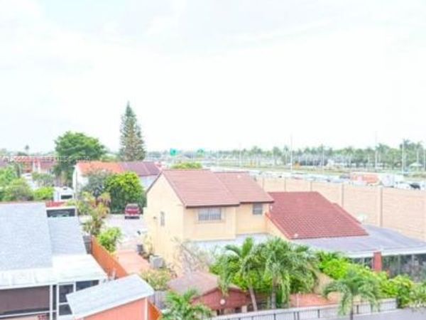 11755 SW 18th St , Unit 409, Miami, FL 33175