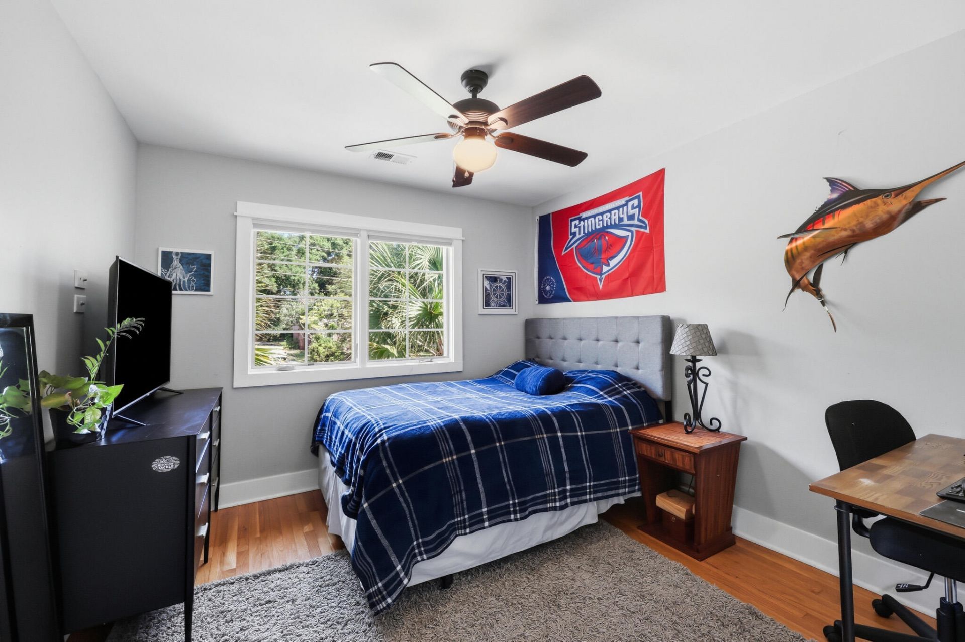678 Edmonds Drive Photo 22