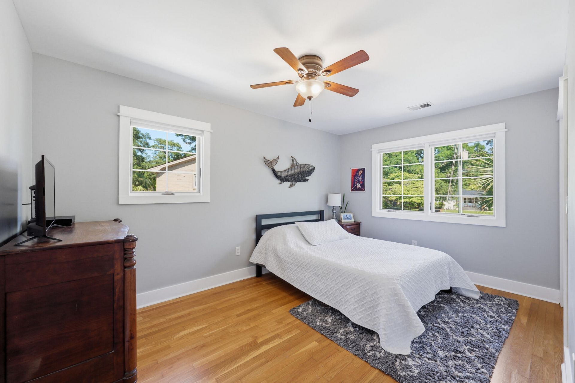 678 Edmonds Drive Photo 24