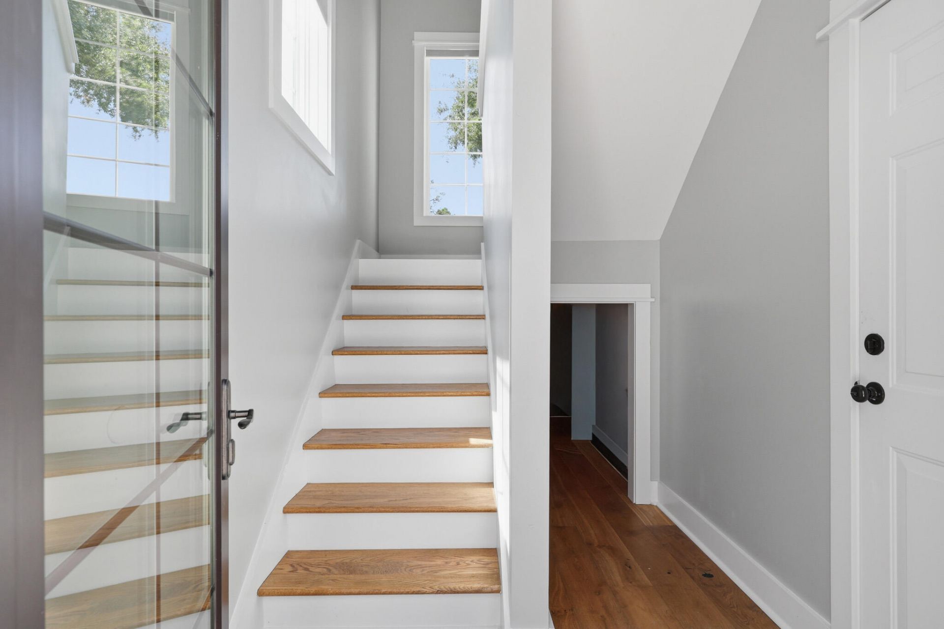 678 Edmonds Drive Photo 36