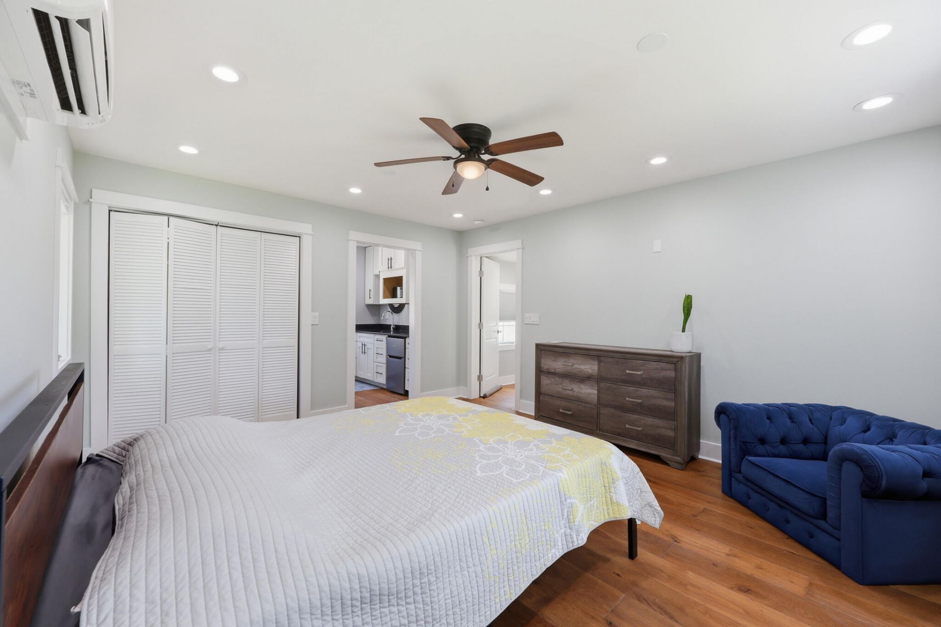 678 Edmonds Drive Photo 38