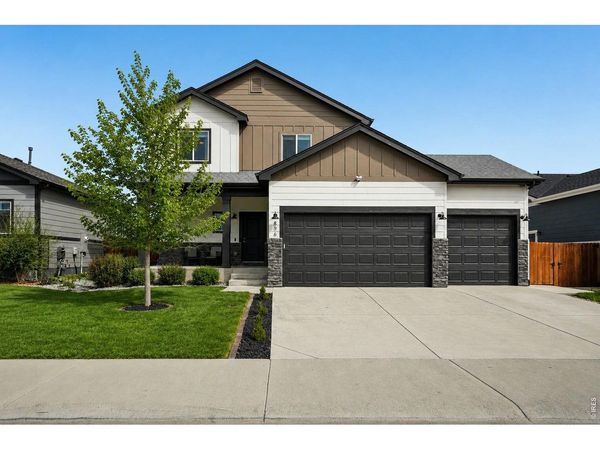 896 S Prairie Dr, Milliken, CO 80543