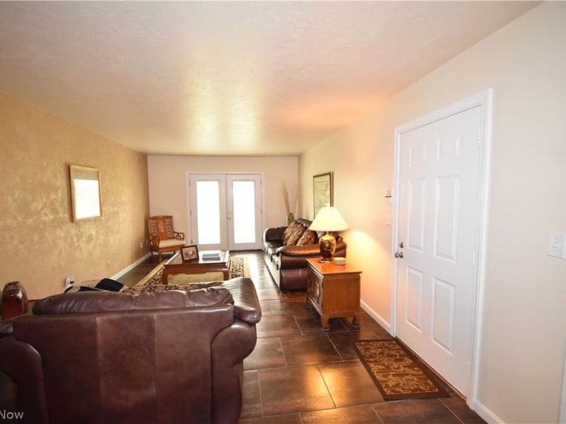 901 Pearson Circle, Unit 2, Boardman, OH 44512 Photo 13