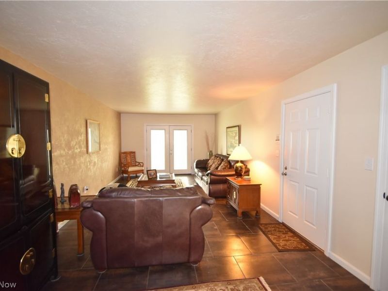 901 Pearson Circle, Unit 2, Boardman, OH 44512 Photo 14